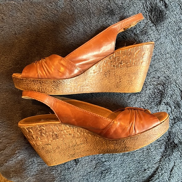 Aldo size 40 wedge sandal - Picture 3 of 8